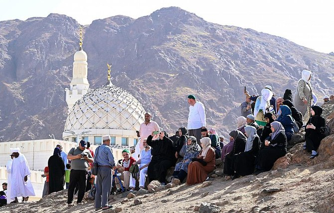 Masjid Madinah, monumen bersejarah dapat sambutan besar semasa hari raya